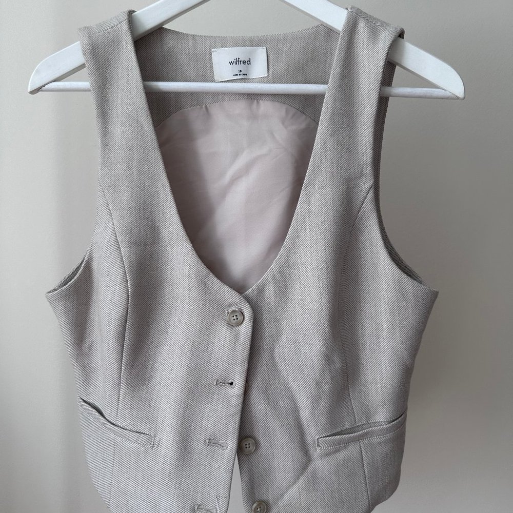 Aritzia Wilfred Desire Vest